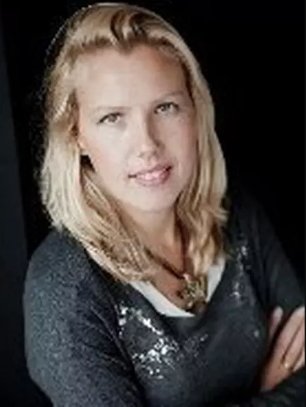 Claire Fonade LA BANQUE POSTALE FINANCEMENT ET INVESTISSEMENT